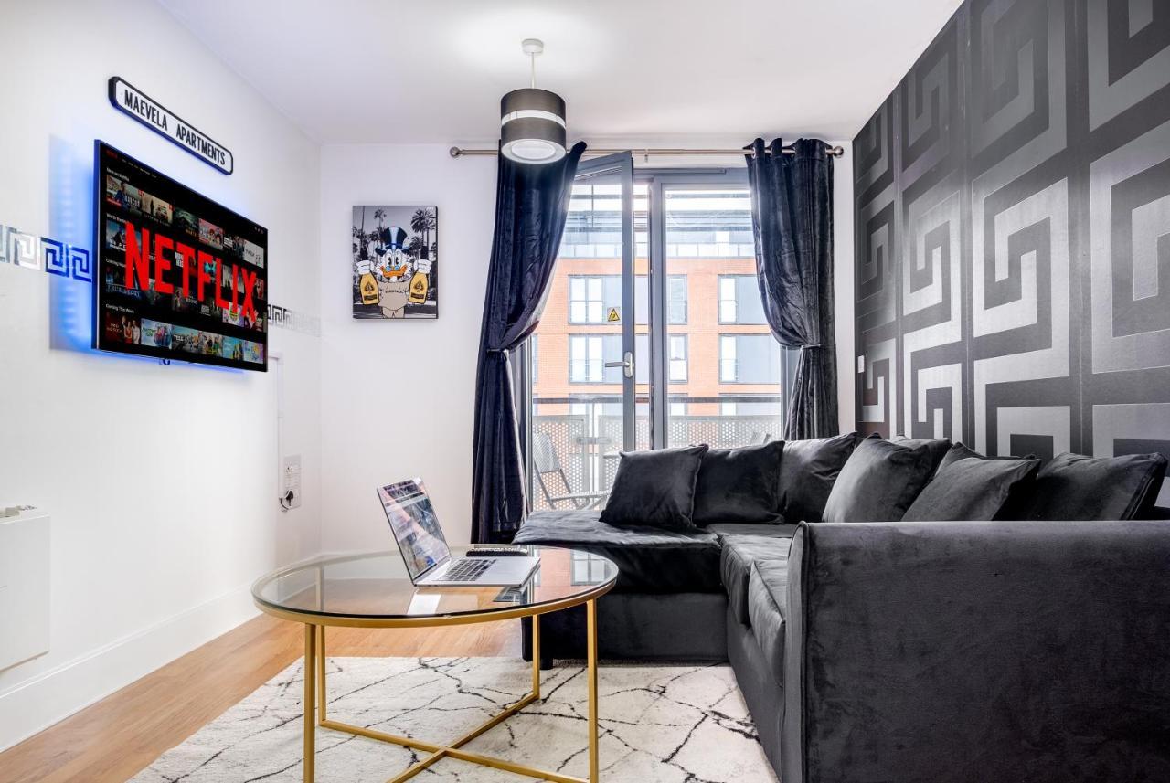Maevela Apartments - Arcadian Versace Themed Apt ☆ Huge Balcony / Free Parking → Free Netflix -2 Min Walk From Birmingham Hippodrome Theatre, Arcadian, China Town, Sidewalk Club, Gay Village, 5 Mins From New Street Train Station - Birmingham Grand Ce Exterior foto